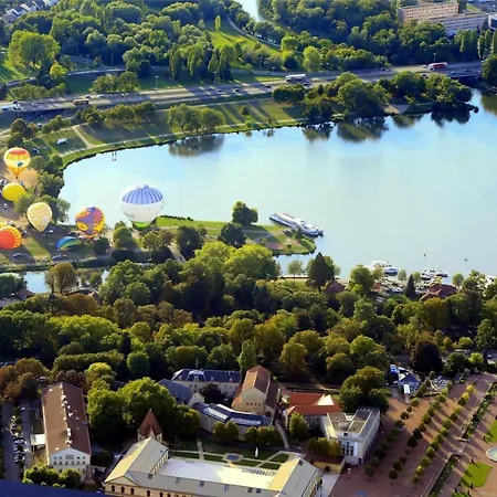 Naturiste Ville-sur-Yron