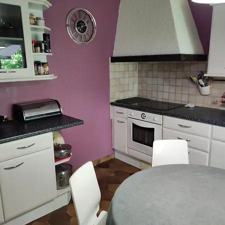 Konukevi Naturiste 4*